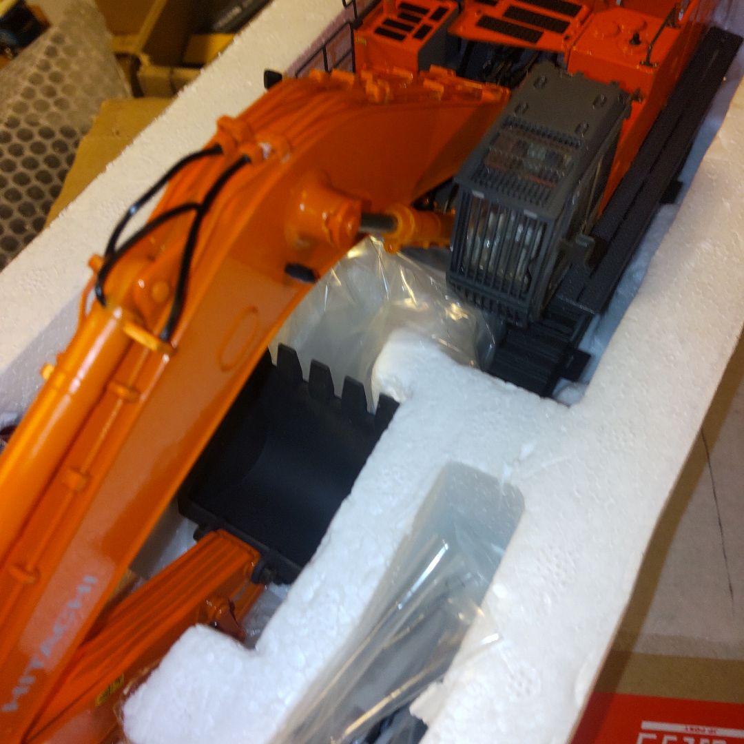 日立建機 ZAXIS 870LCH-3　1/50