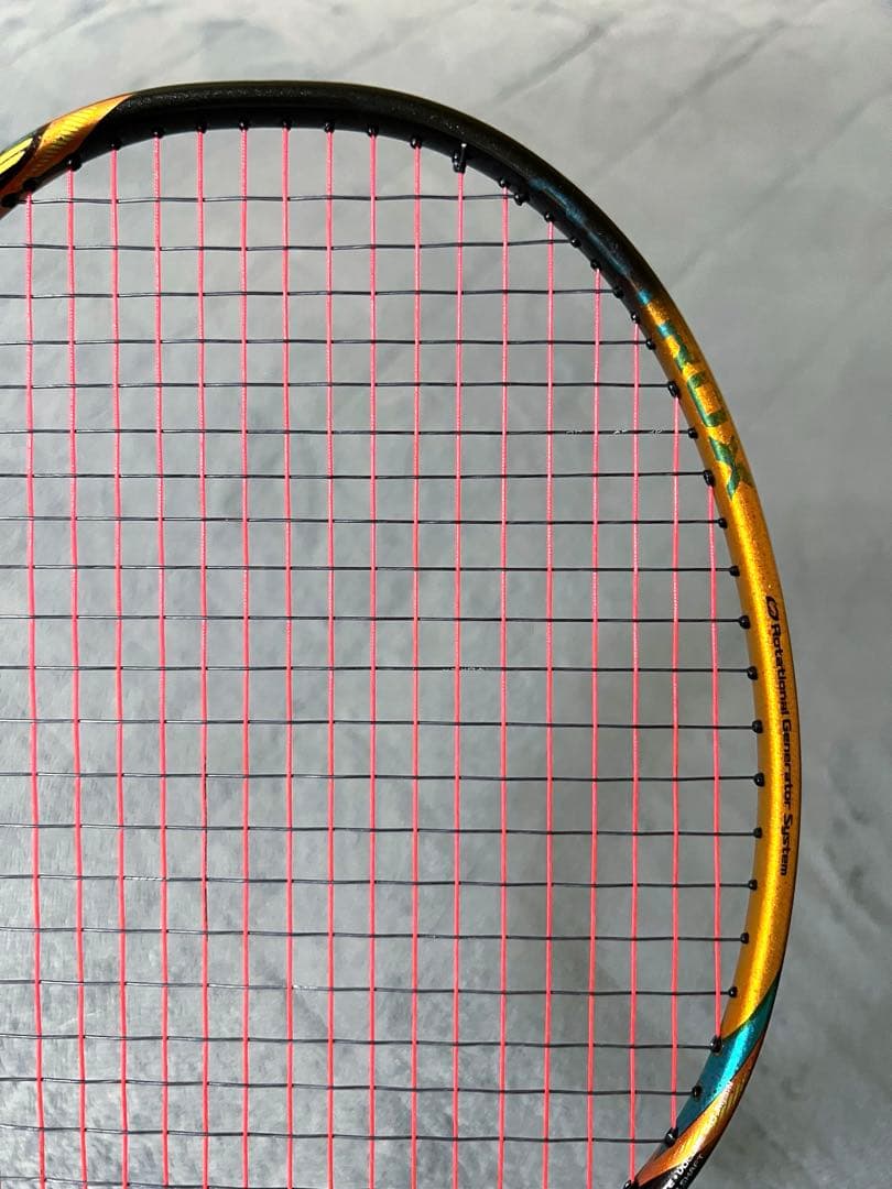 バドミントンラケット アストロクス88dプロ 4U
