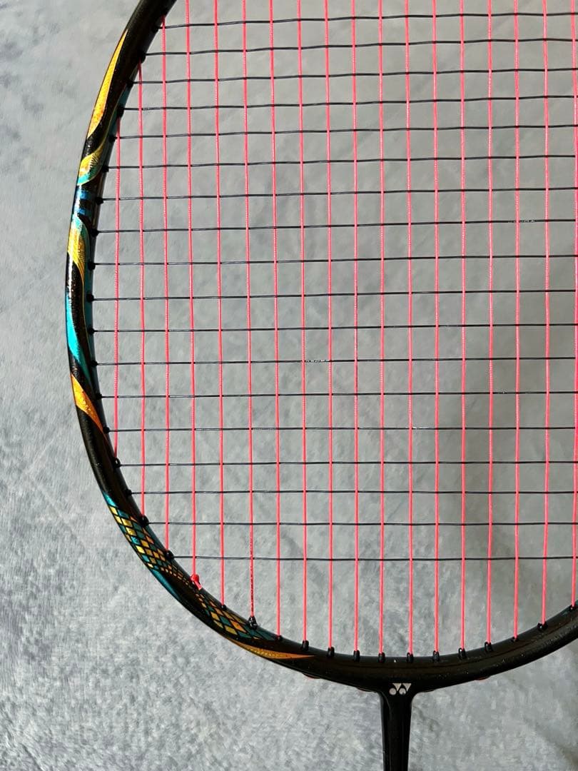 バドミントンラケット アストロクス88dプロ 4U