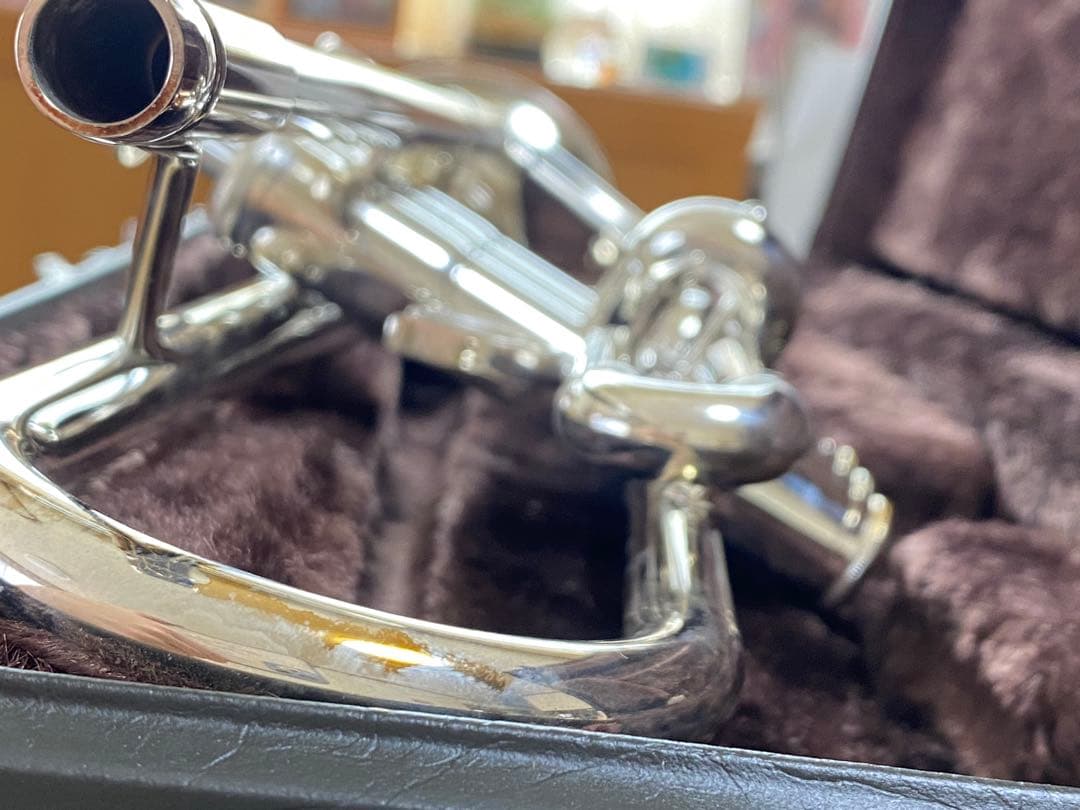 YAMAHA ヤマハ トランペット YTR-2335S 譜面台 ミュート 手入