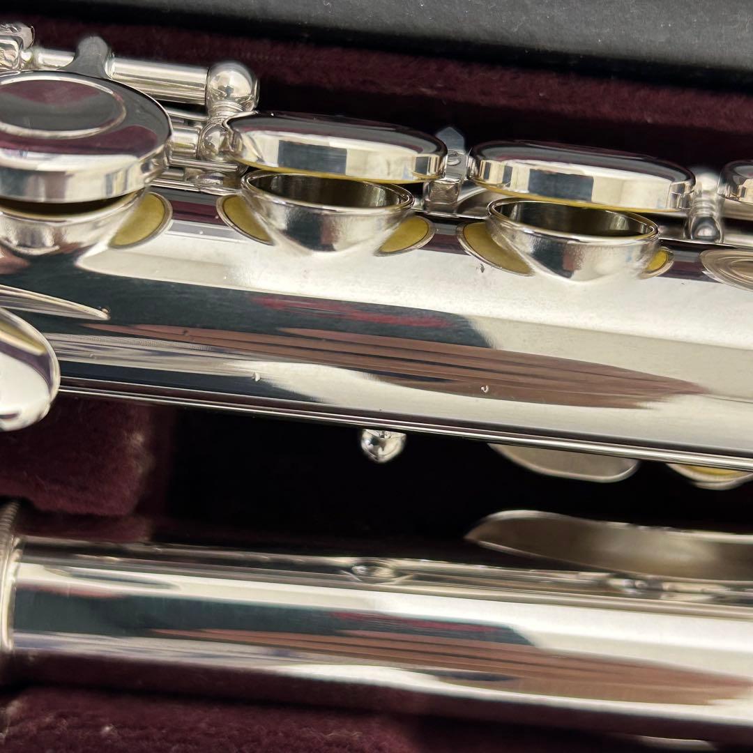 ヤマハフルート　YFL-211 Eメカ付き