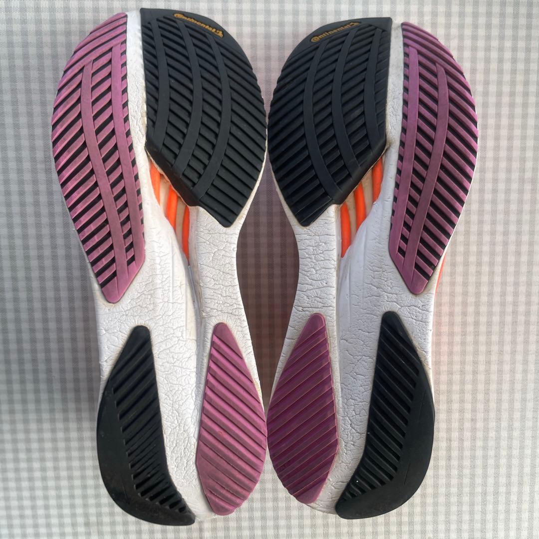 【美品】adidas ADIZERO BOSTON 11 26.5cm