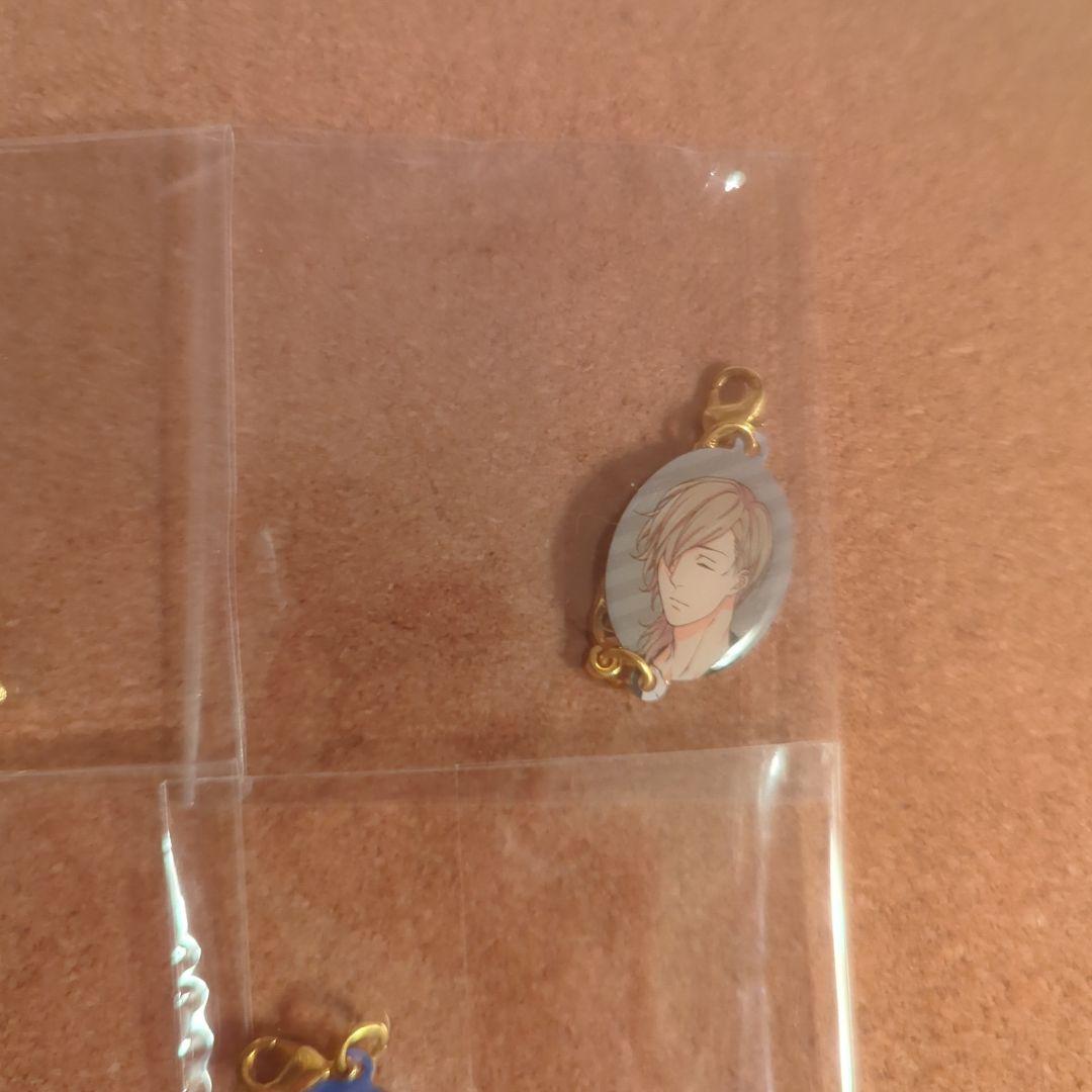 ヤリチン☆ビッチ部 メタルチャームコレクション