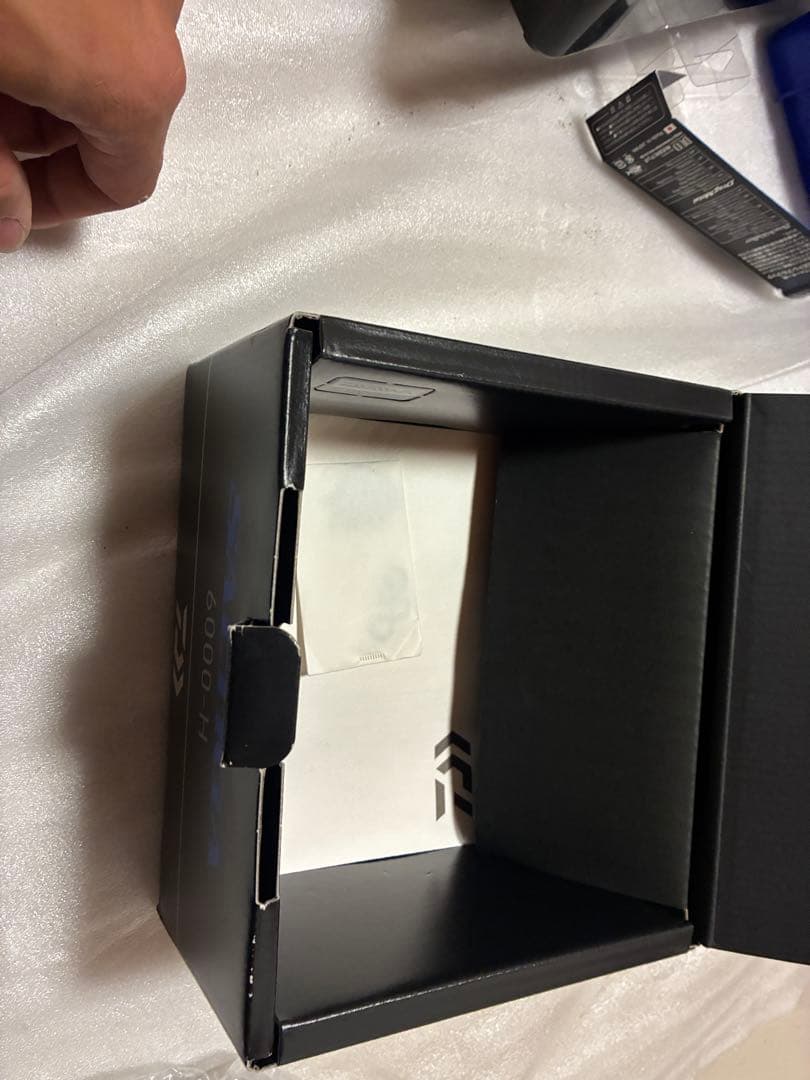 DAIWA SALTIGA 6000-H スピニングリール