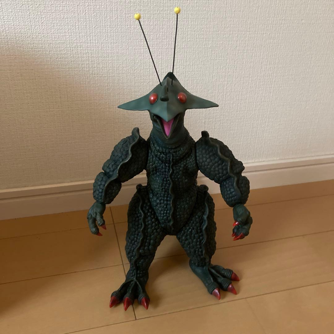 ギララ　フィギュア　エクスプラス製