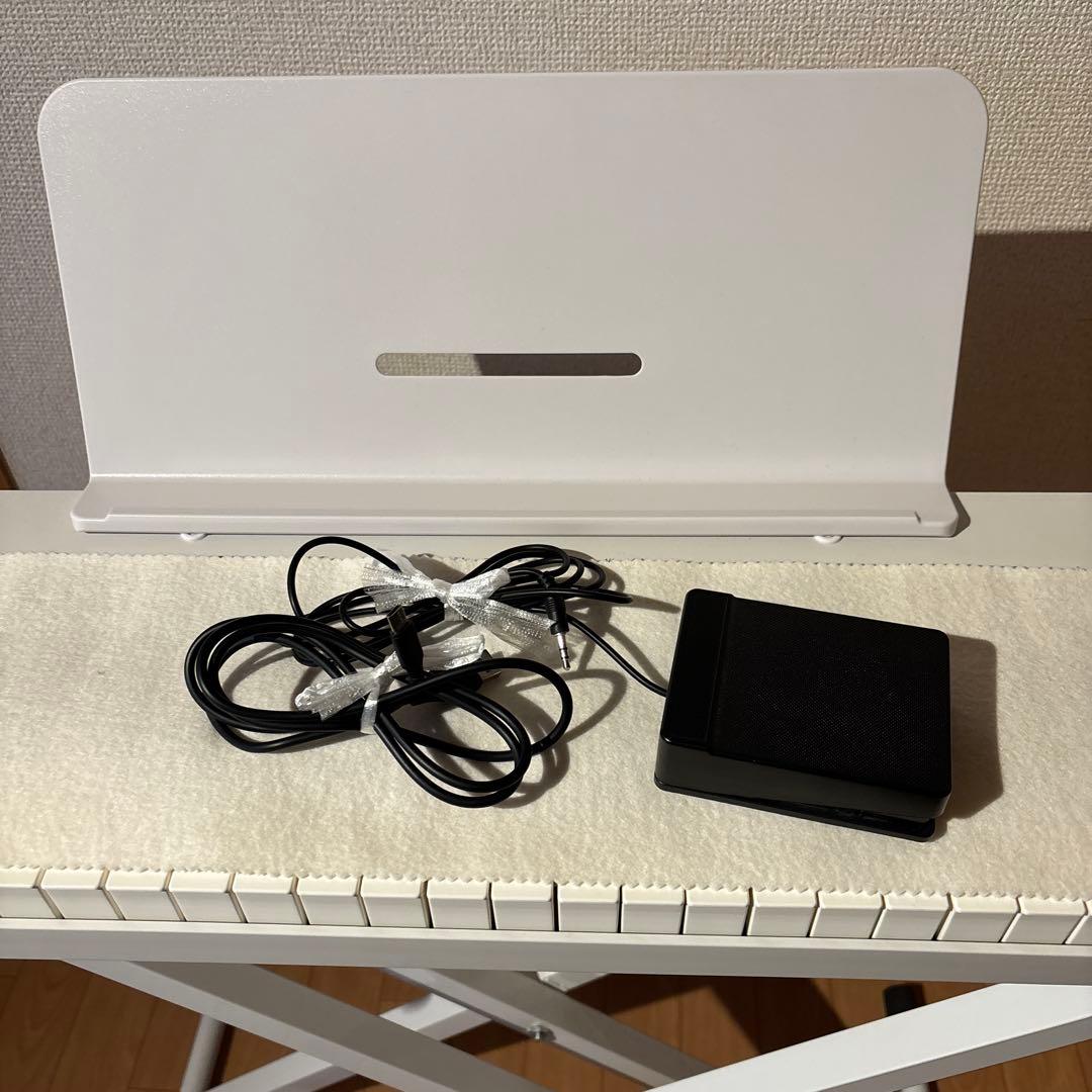 電子ピアノ　88鍵盤