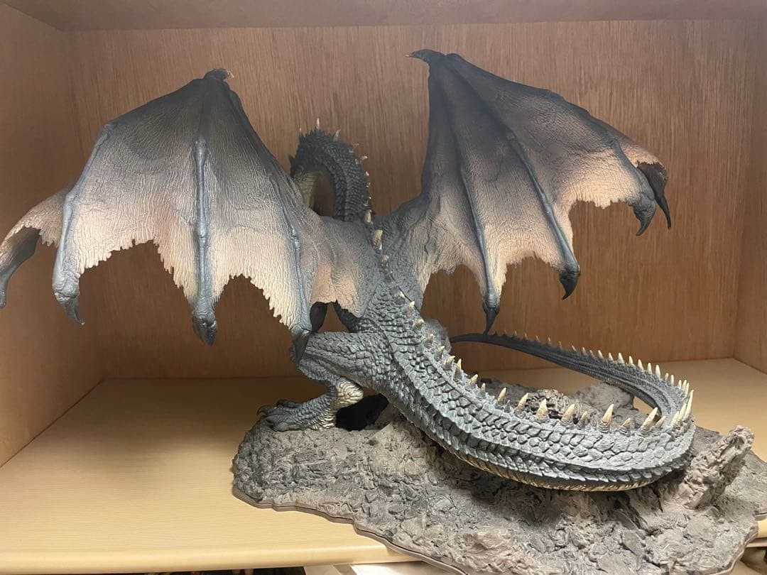 黒龍　ミラボレアス　フィギュア　クリエイターズモデル