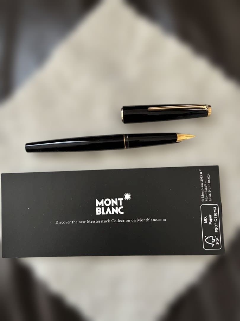 ◾️MONT BLANC モンブラン◾️万年筆◾️黒／金色◾️コンバーター付属◾️