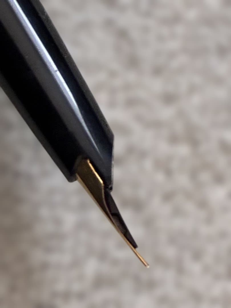 ◾️MONT BLANC モンブラン◾️万年筆◾️黒／金色◾️コンバーター付属◾️