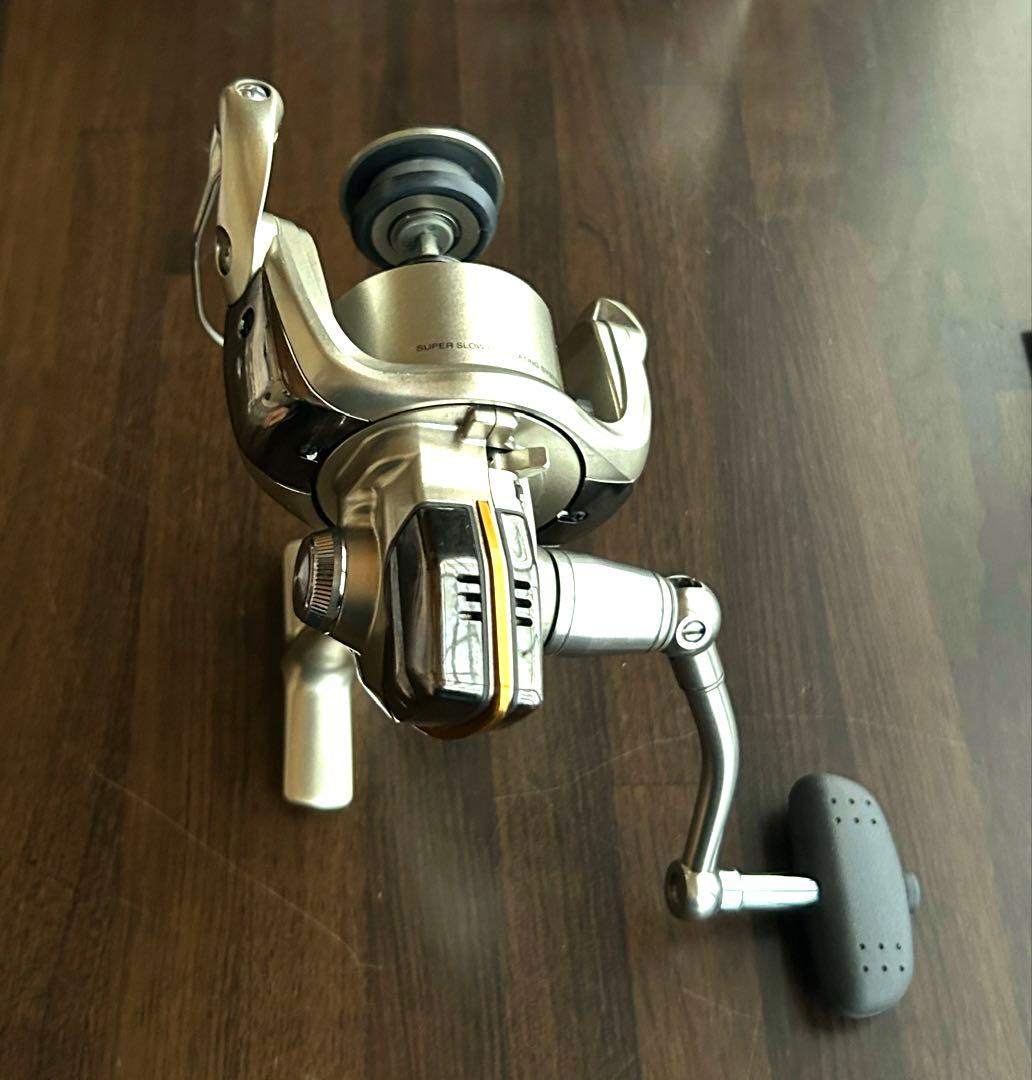 未使用シマノ　ツインパワー Mg 3000S スプールなし