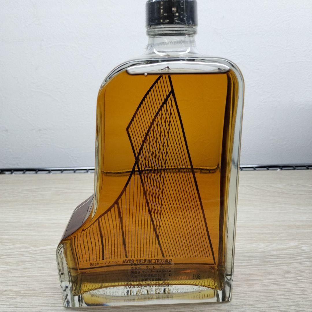 Suntory ウイスキー ロイヤル 600ml　古酒　未開封