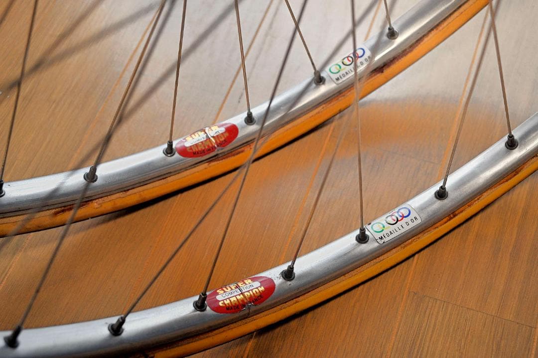 ★スーパーチャンピョン&シマノデュラエース 前後完組ホイール ♪