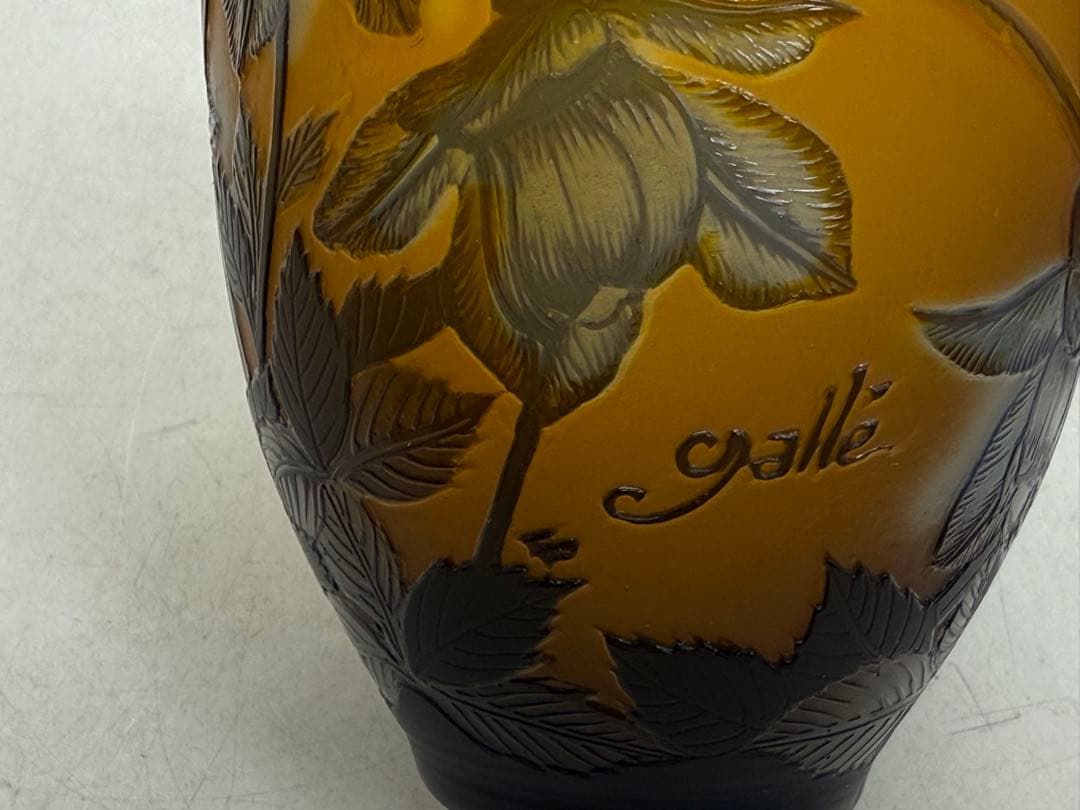 エミールガレ　フクシアの花紋瓶　高さ約14.1cm 送料込み251202