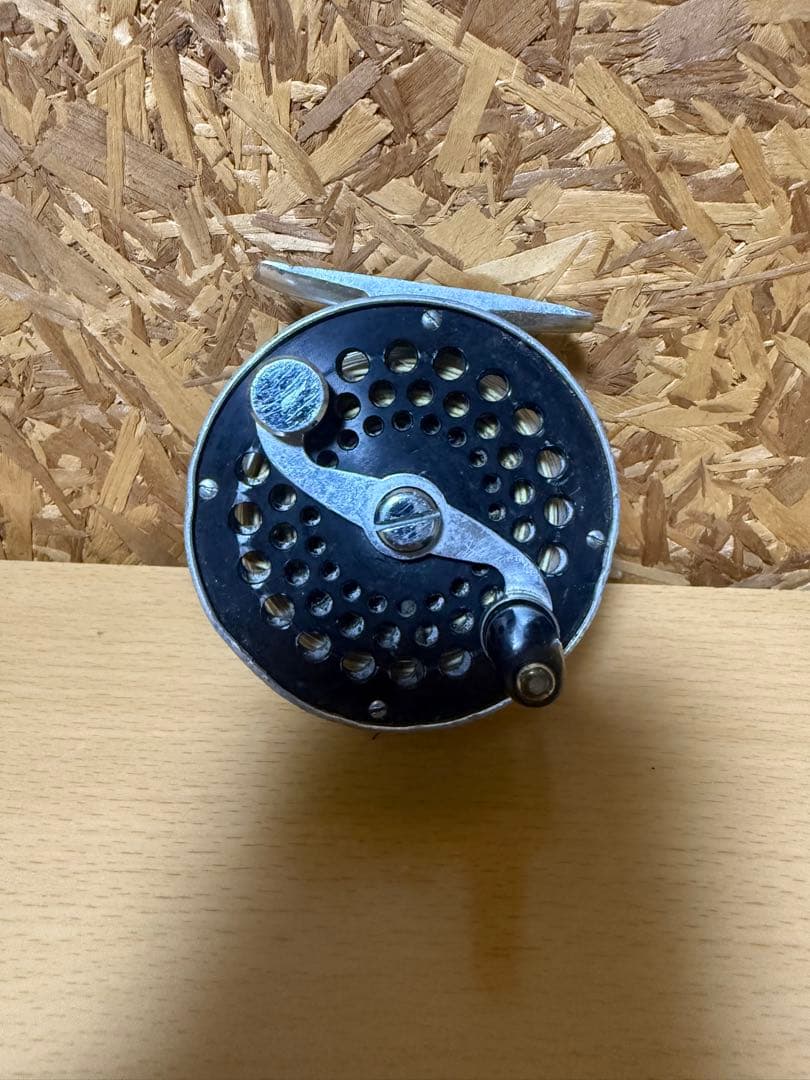 Review Products Revert I フライリール