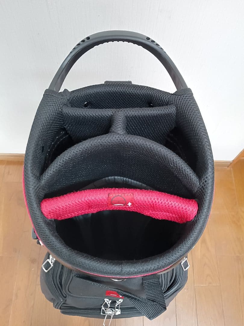 アダバット軽量キャディバック