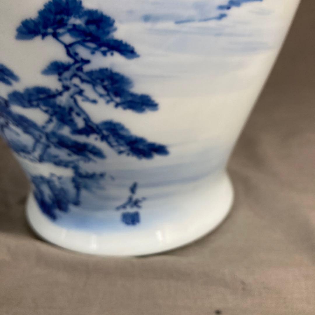 【深川製磁】有田焼の伝統　日本の名窯　宮内庁御用達　深川製磁　染付山水絵　花瓶