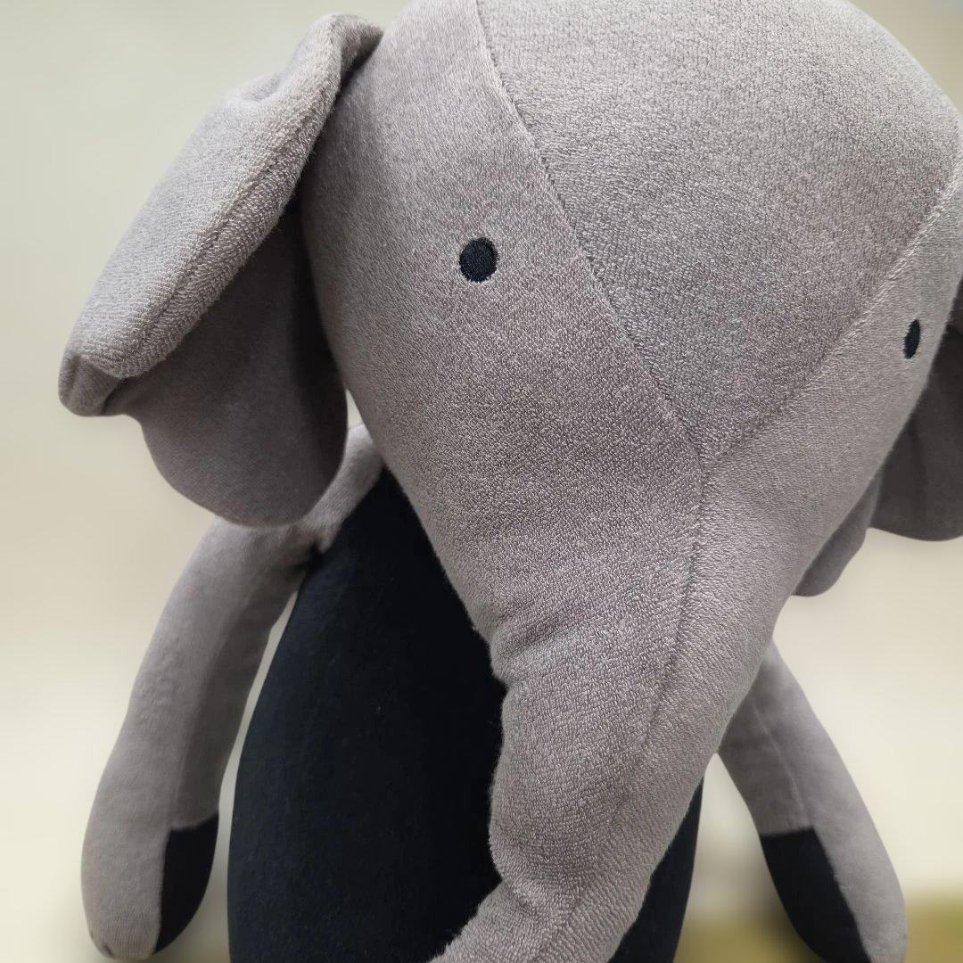 う*も様 またのあつこ　象のぬいぐるみ 中型 グレーと黒