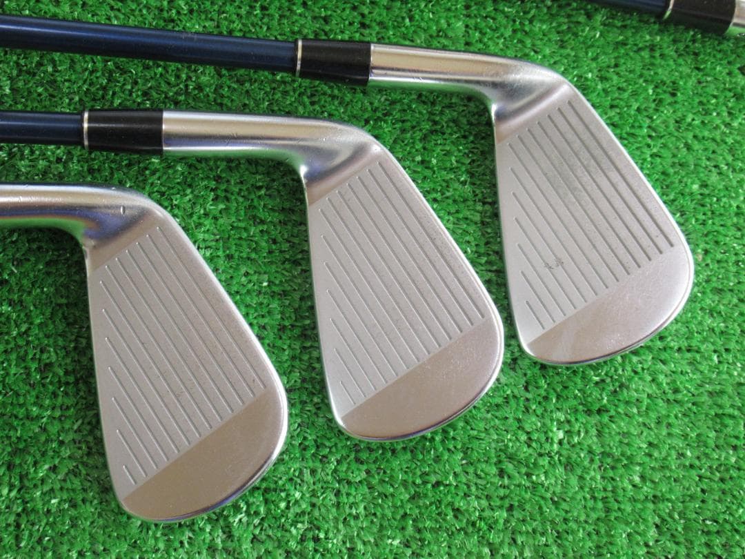 大幅値下げ　Srixon ZX5　5番～PW　6本　純正ディアマナ　60S