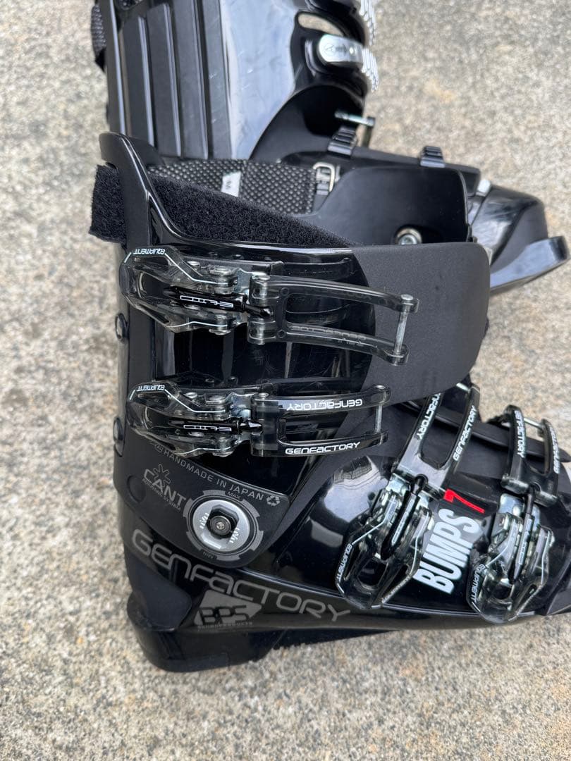 GEN Bumps7　インナー美品　　25.5cm(25cm)