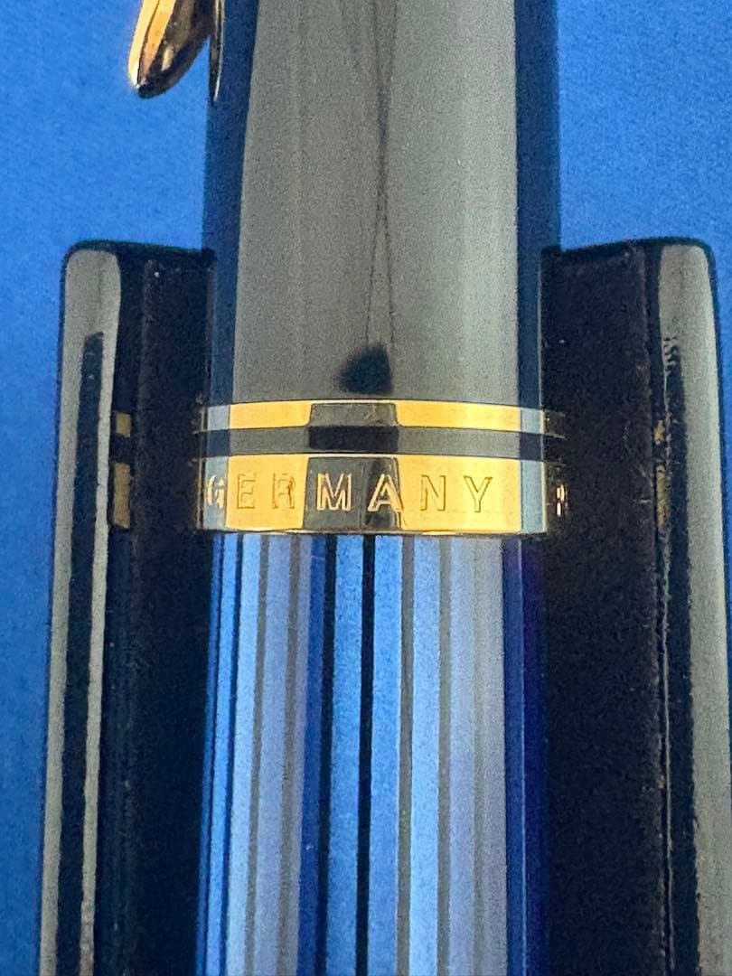 正規輸入品　ペリカン万年筆　スーべレーンM600 M中字　ブルーストライブ