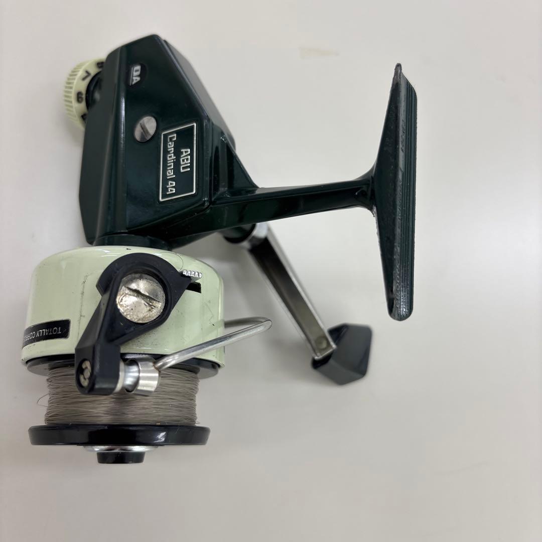 ABU Cardinal 44 スピニングリール