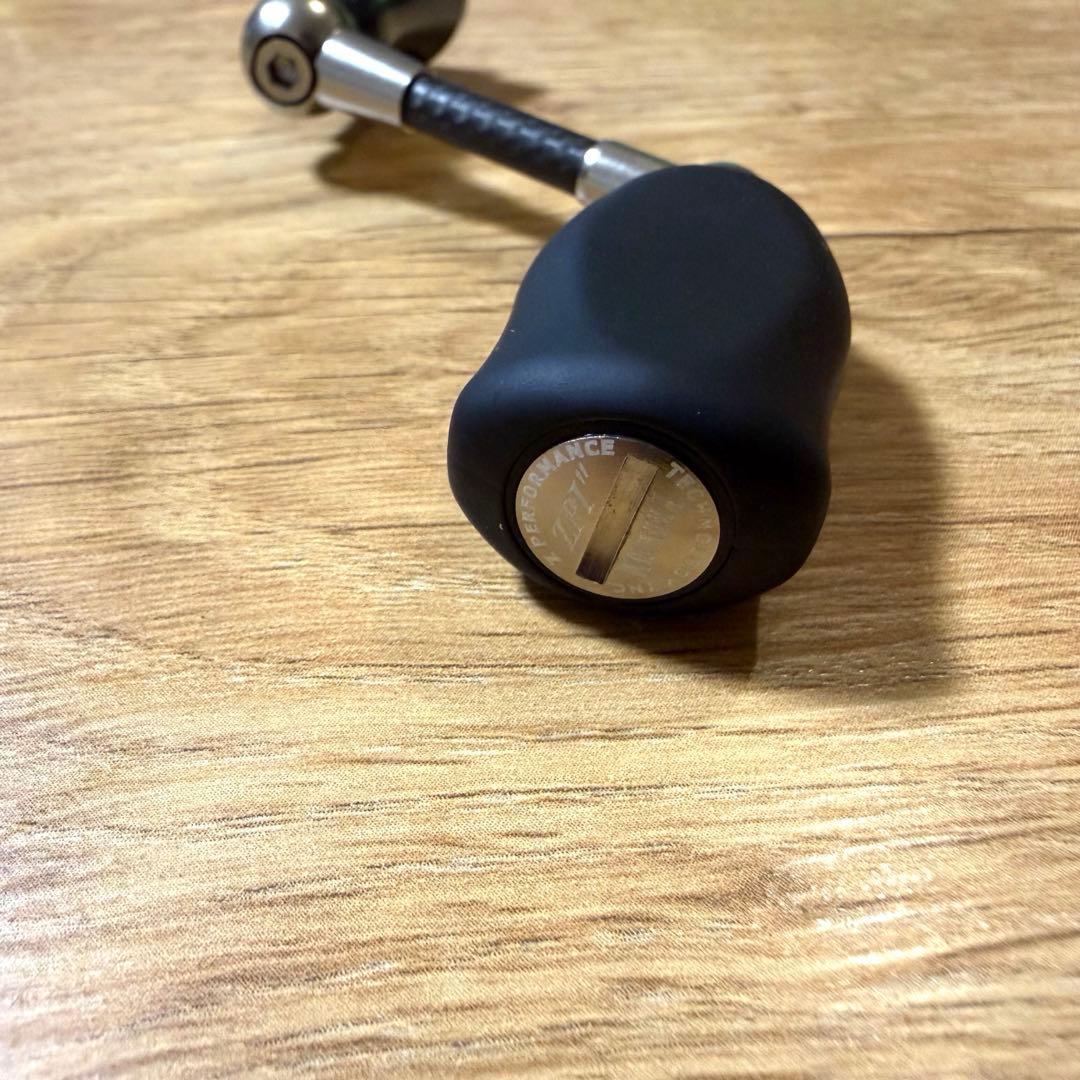 ま*ん様 ◎使用品◎ ファンネル カーボンハンドル ダイワ用