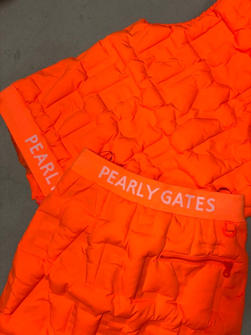 （超美品）パーリーゲイツ、蛍光オレンジシリーズ、ダウン素材、セットアップ