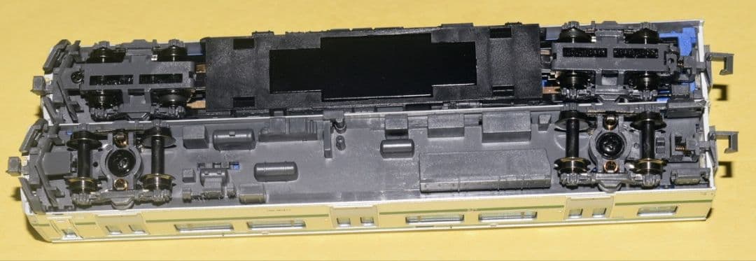 ~専用ケース・説明書付~　クモハE721-1001(M)・クハE720-1001