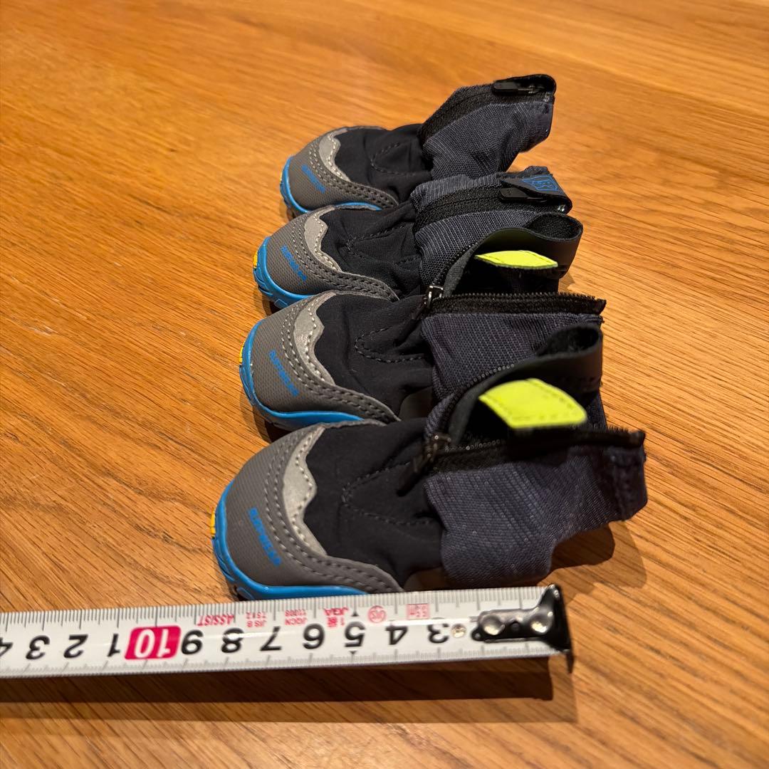 Ruffwear Polar Trex mont-bellドッグシューズ 黒/青