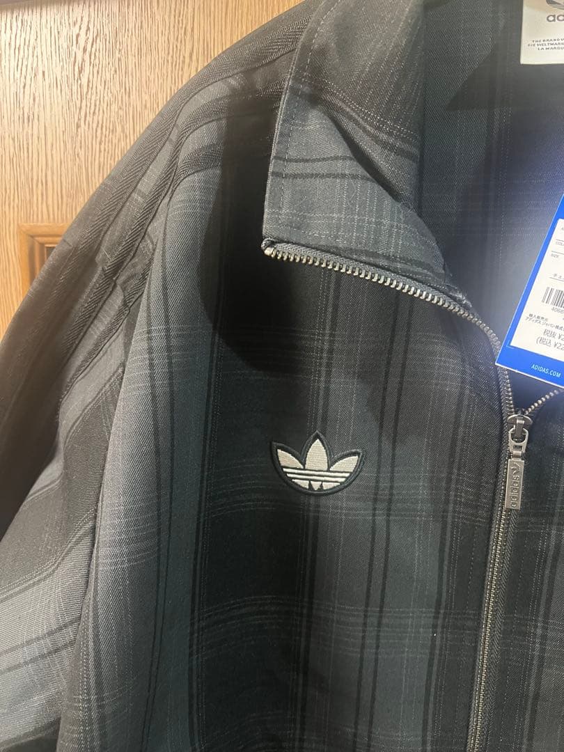 アディダス オリジナルス & オールブラックス ファイヤーバード チェック柄