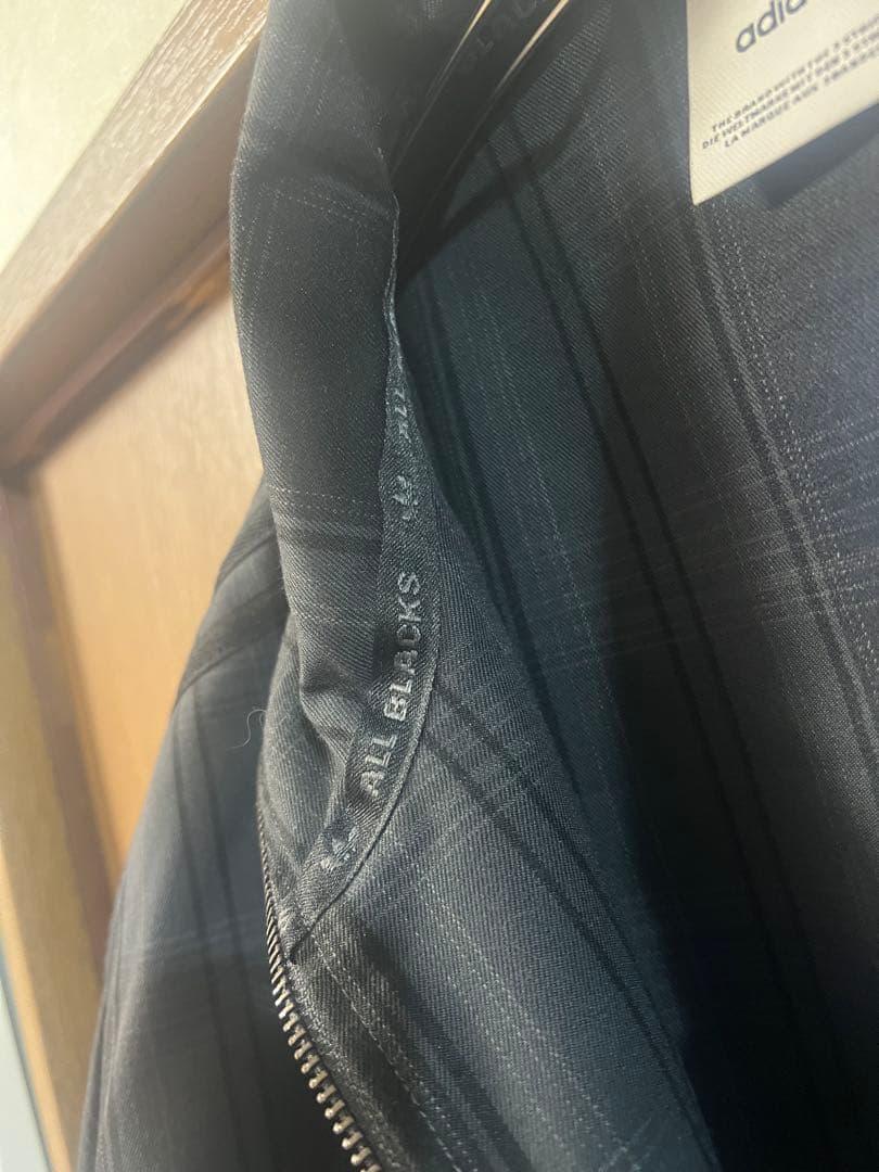 アディダス オリジナルス & オールブラックス ファイヤーバード チェック柄