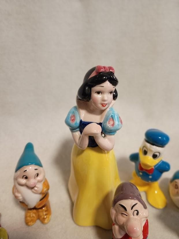 TDL 陶器製フィギュリン 10体セット 白雪姫 七人のこびと ドナルド 正規品