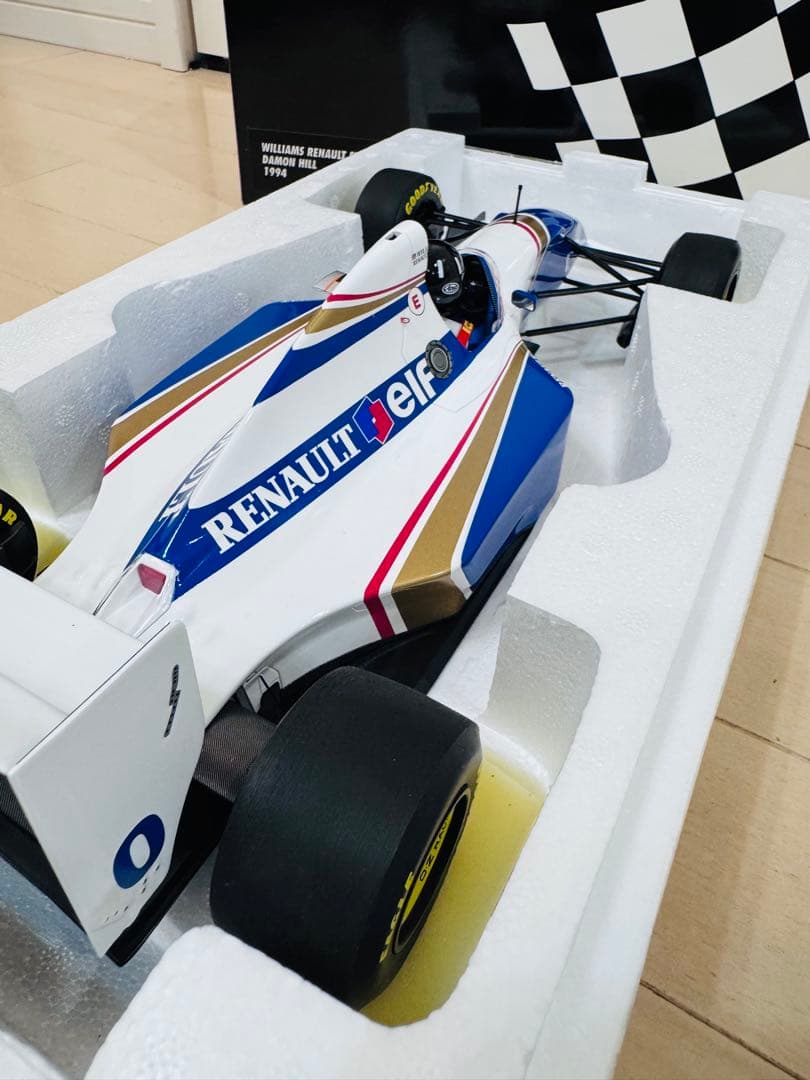 【稀少品】ミニチャンプス　ウィリアムルノー　FW16 1994 1/12