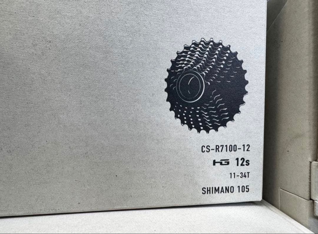 最終値下げ 未使用 SHIMANO R7100 105 Di2 コンポ