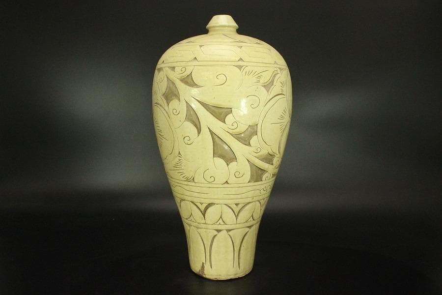 中国美術 磁州窯 纏枝蓮花 梅瓶(HA522)