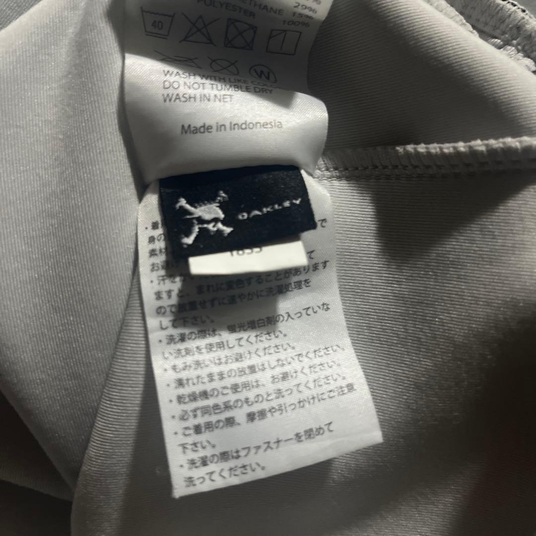 Oakley フード付きジャージ上下セット ホワイト