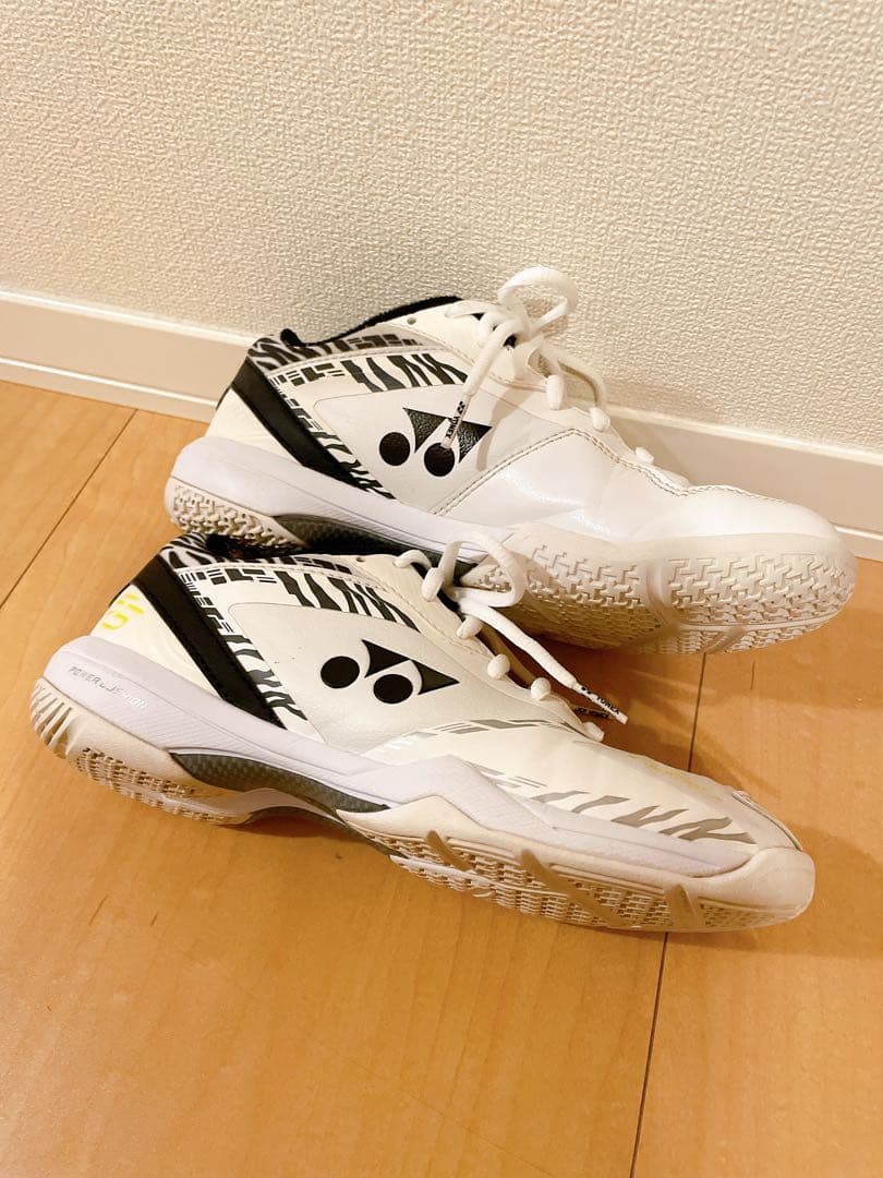 【希少！美品】ヨネックス　バドミントンシューズ　桃田賢斗選手モデル　靴　24cm