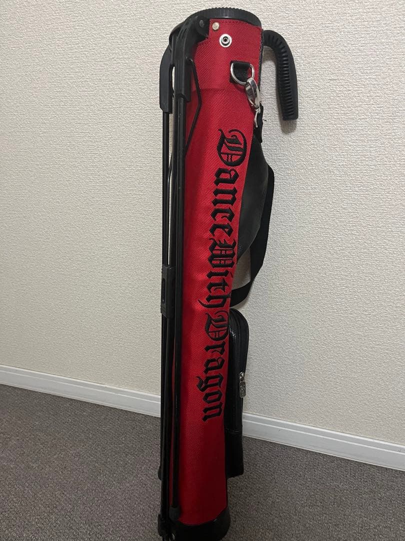 ダンスウィズドラゴン セルフスタンド 赤