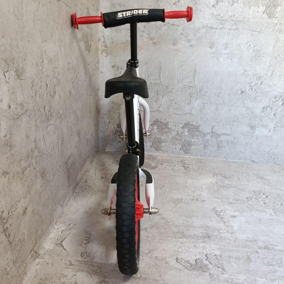 ストライダーstrider sportムラサキスポーツ限定モデル12インチ赤白