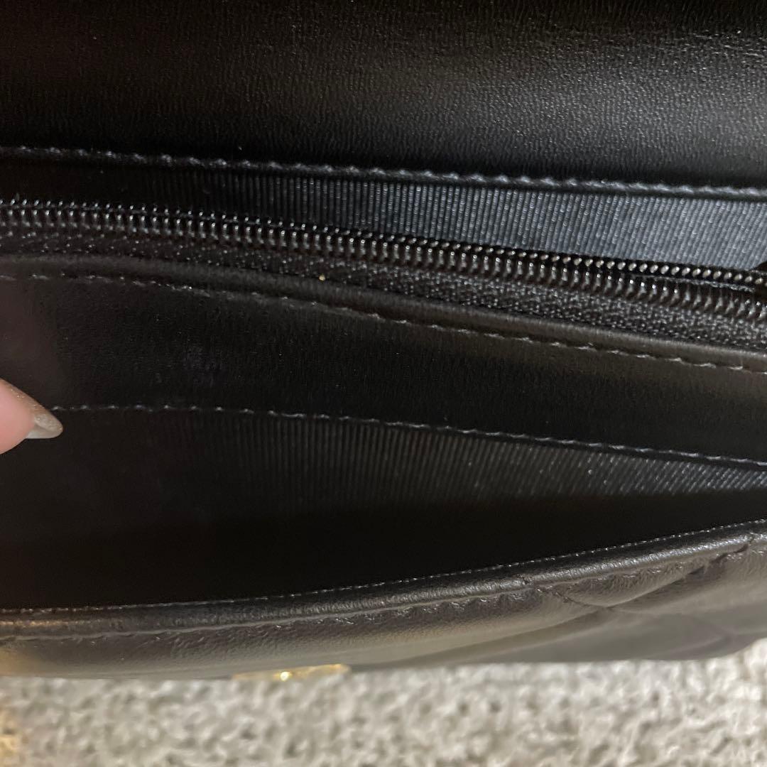 ２３日まで限定価格　ノベルティCHANEL ブラックレザー キルティングバッグ