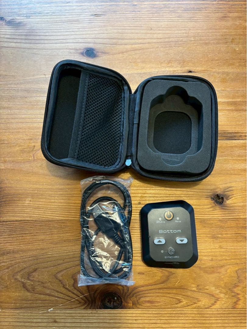 SIXPAD EMS パワースーツ　トップ＆ボトム セット レディースMサイズ