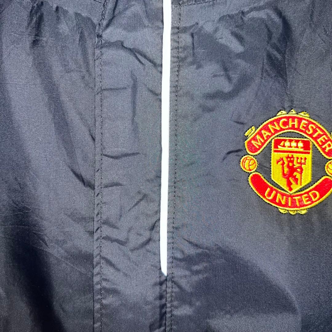 マンチェスターユナイテッド　コロンビア　コラボ　マウンテンパーカー