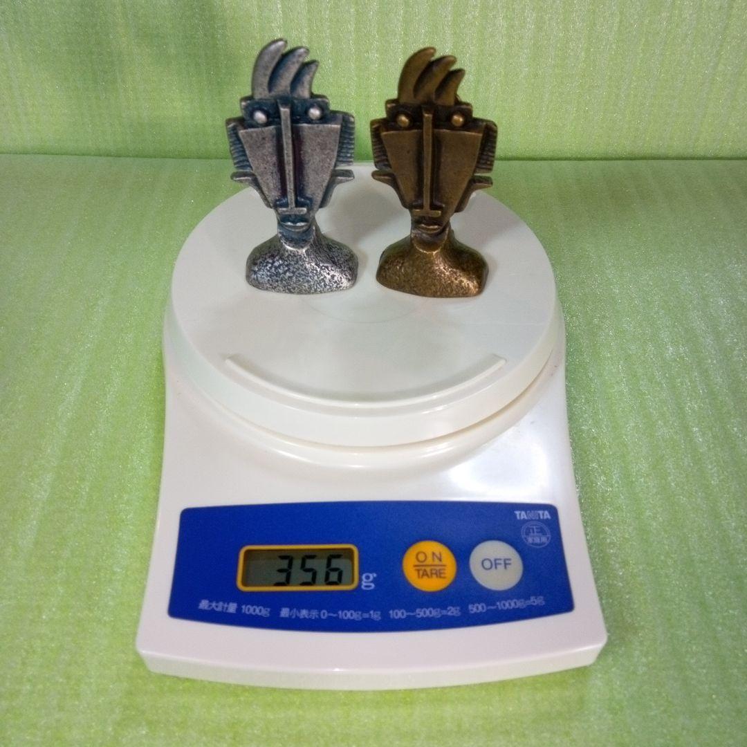 アンティーク調な絵画みたいな置物　フォトスタンド　ペーパーウェイト　2個セット