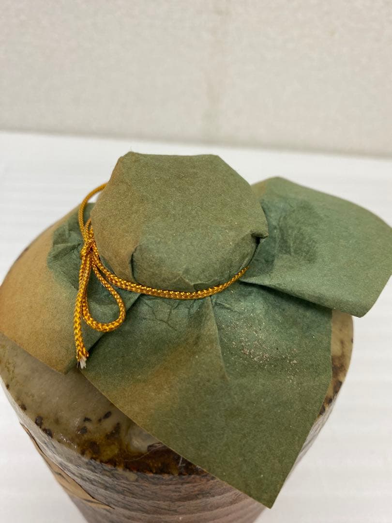 3-3269 レアな焼酎　奄美特産極味厳封　酒瓶　恵富士