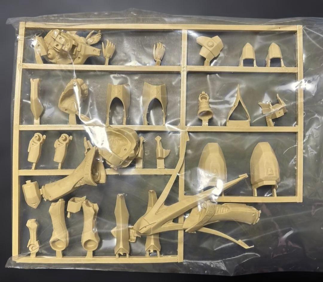 VOLKS　FSS 1/100 Bang-S.S.I 破裂の人形 レジンキット