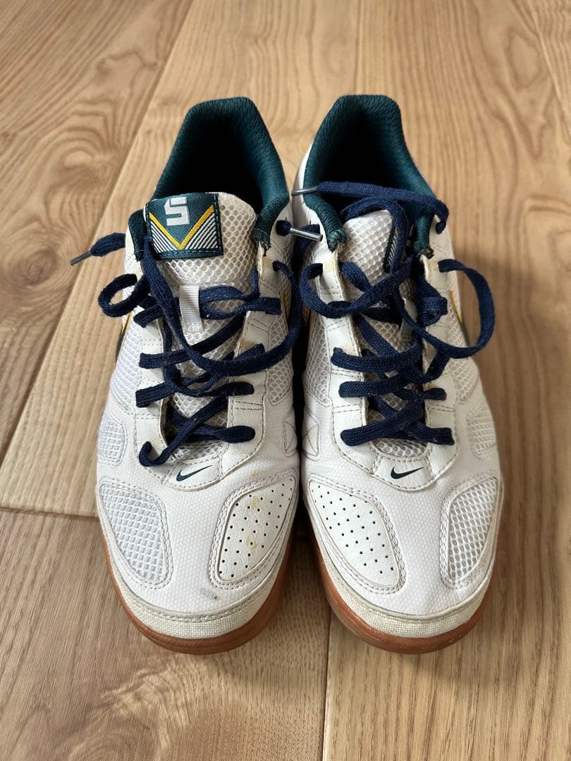 NIKE ナイキ エア ガト(ホワイト)