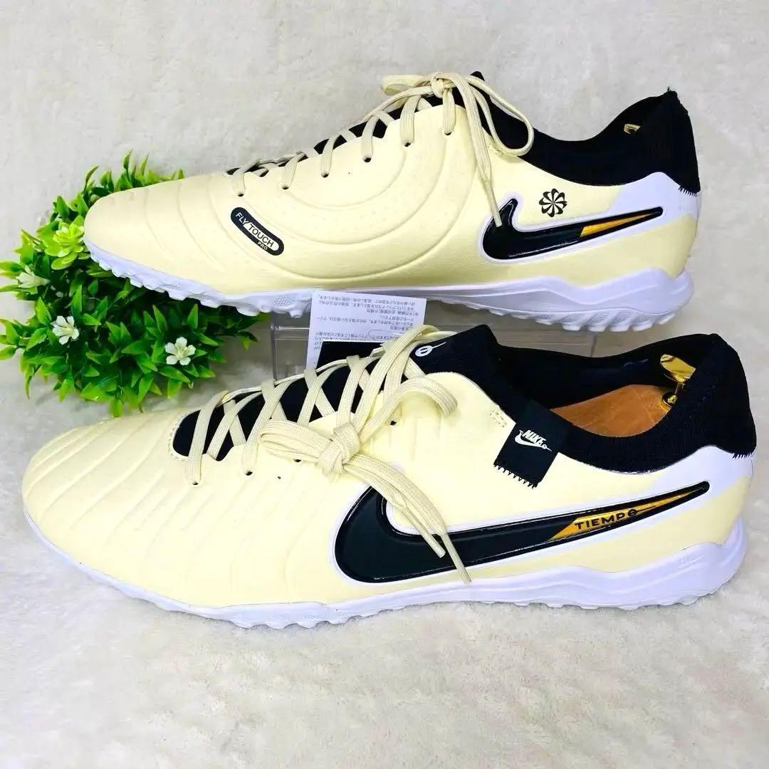 新品ナイキ✨ NIKE✨ティエンポ レジェンド 10 PRO エリート　29.5