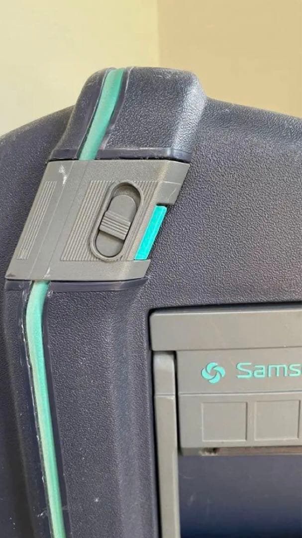 サムソナイト　オイスター大