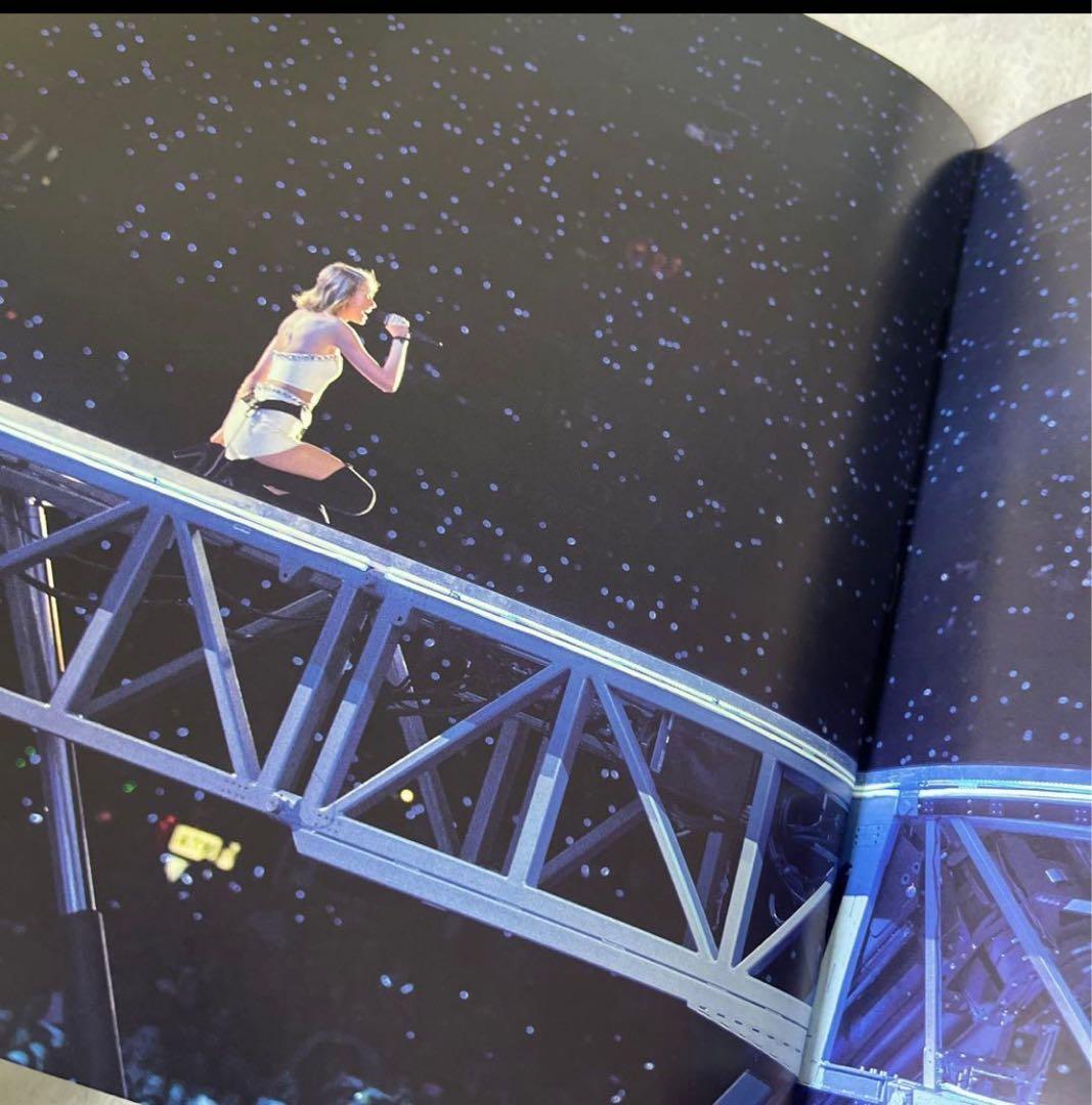 ミュージシャン Taylor Swift 1989tour book