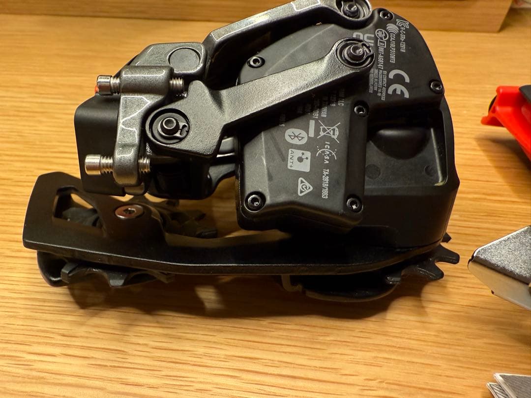 Sram Rival ETAP AXS ディレーラRDとFD